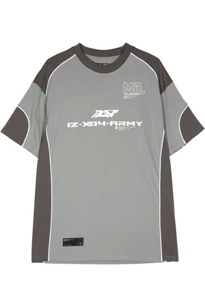 Izzue Playera con diseño en contraste