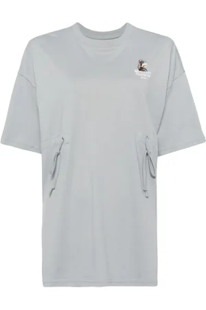 Musium Div. Playera con motivo bordado