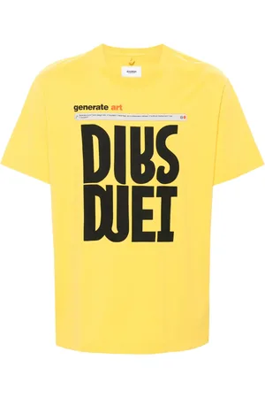 DOUBLET Playera AI-Generated