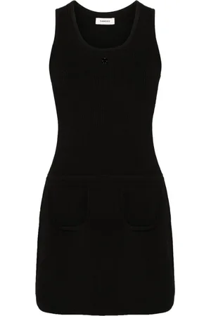 Sandro Vestido corto de canalé con aplique del logo