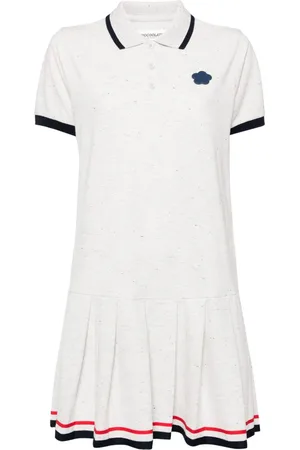 Chocoolate Vestido estilo playera tipo polo con aplique del logo