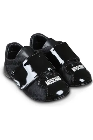 Moschino Tenis con logo estampado