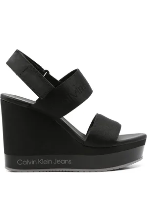 Calvin Klein Sandalias con logo en jacquard y cuña de 110mm