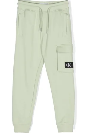 Calvin Klein Pants cargo con tiro medio