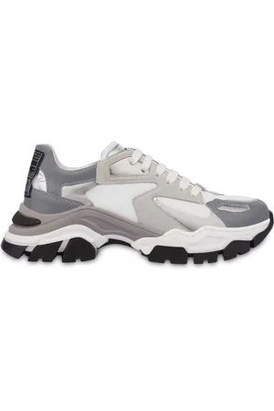 Moschino Tenis con agujetas y paneles