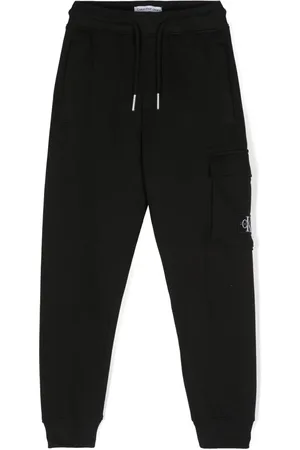 Calvin Klein Pants con parche del logo