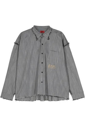Liberal Youth Ministry Camisa deshilacha con logo bordado