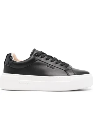 Calvin Klein Tenis con plataforma plana