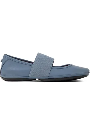 Camper Flats Right Nina