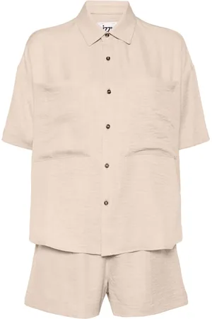 Izzue Set de shorts y top con hombros caídos
