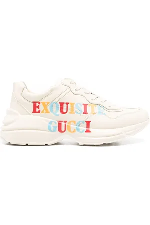 Gucci Tenis bajos con logo estampado