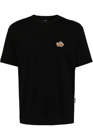 Ground Zero Playera con detalle de apliques