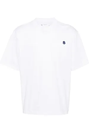 SACAI Playera con logo bordado