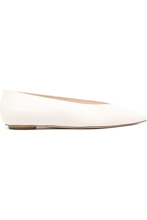 Stuart Weitzman Flats con puntera en punta