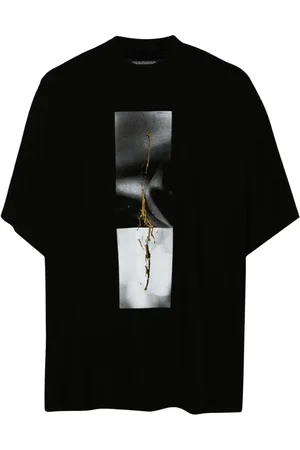 JULIUS Playera con estampado gráfico
