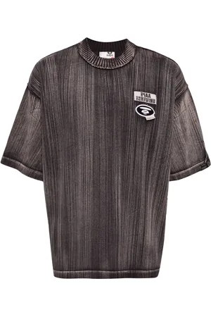 A Bathing Ape Playera con parche del logo