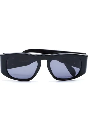 CHANEL Lentes de sol con armazón en D y logo CC 2000