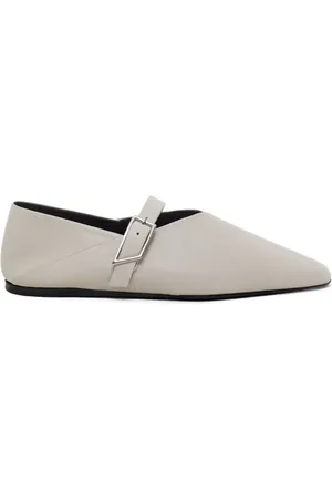 Closed Flats con puntera redonda