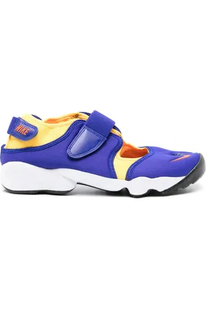 Nike Tenis con cierre autoadherente