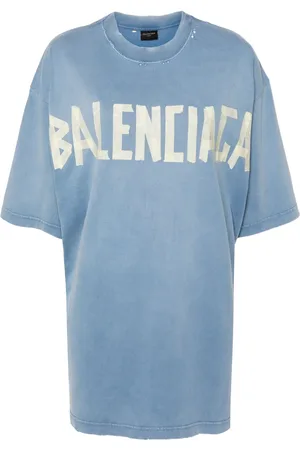 Balenciaga PlayeraTape Type
