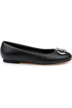 DEE OCLEPPO Flats Prague