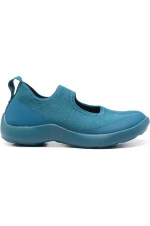Tabi Footwear Tenis con puntera asimétrica