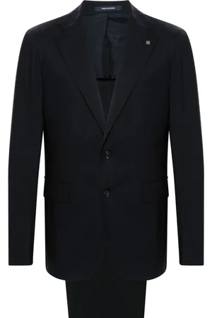 TAGLIATORE Traje con detalle de broche