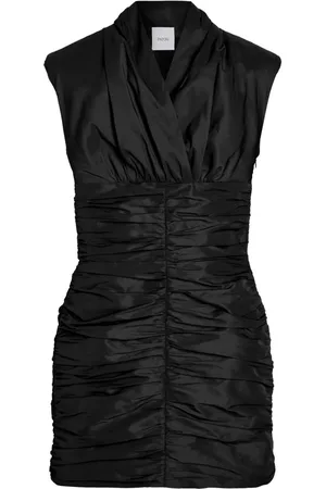 Patou Vestido corto con espalda abierta