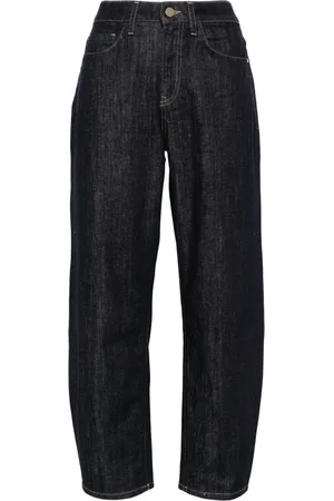 Kaos Jeans con placa del logo