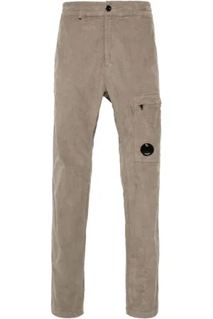 C.P. Company Pants cargo de pana con detalle Lens