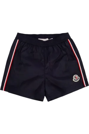 Moncler Shorts de playa con parche del logo