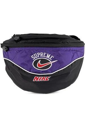 Supreme Cangurera con logo estampado x Nike