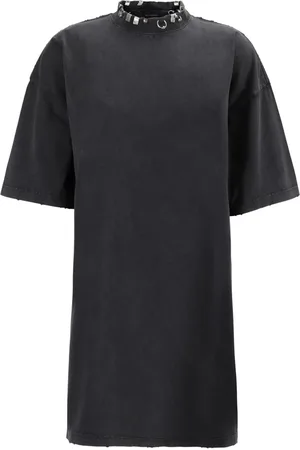 Balenciaga Vestido estilo playera con detalle de piercing