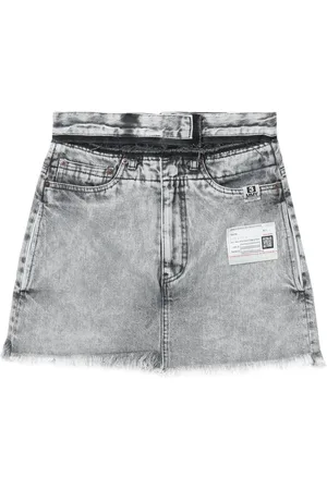 Maison Mihara Yasuhiro Skorts de mezclilla con tiro alto