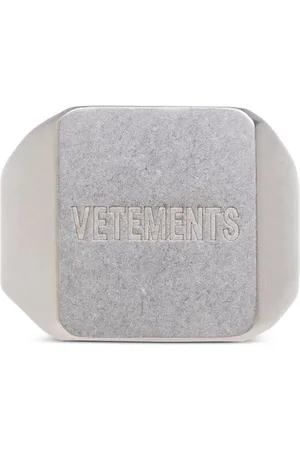 Vetements Anillo con logo grabado
