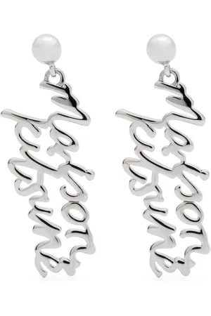 Maison Kitsuné Aretes con logo escrito a mano