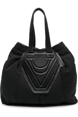 vic matiè Tote con logo en relieve