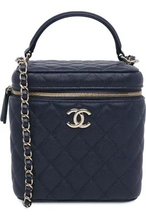 CHANEL Cosmetiquera CC Quilted Caviar Top Handle Case with Chain 2021