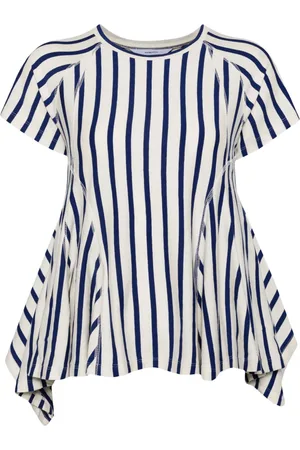 pushBUTTON Playera con dobladillo acampanado