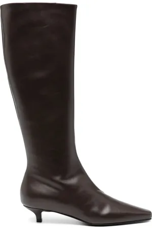 Totême Botas The Slim con tacón de 35mm
