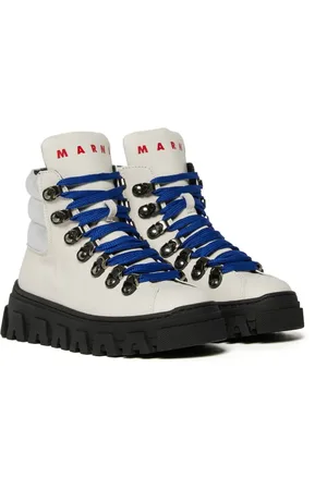 Marni Tenis con agujetas y logo estampado