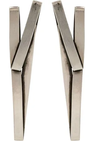 WERKSTATT:MÜNCHEN Aretes con diseño plegable
