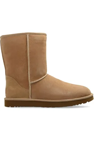 UGG Botas Classic Short II