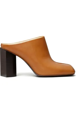 Tory Burch Mules con tacón retorcido de 90mm