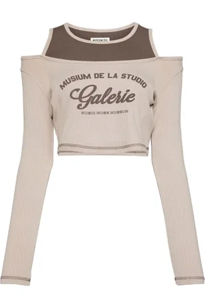 Musium Div. Playera a capas