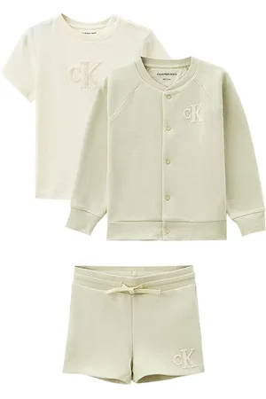 Calvin Klein Set de shorts y playera con logo afelpado