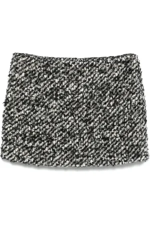 Nº21 Falda corta de bouclé