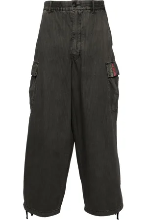 Izzue Pants cargo con diseño ancho
