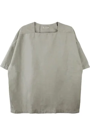 FEAR OF GOD Playera con cuello cuadrado