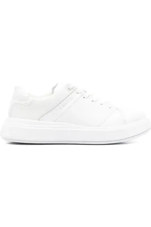 Calvin Klein Tenis con logo en relieve